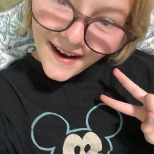 Meet your Posher, Addy